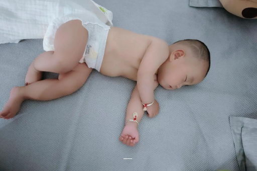 万宁宝宝上火有眼屎